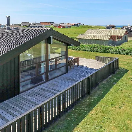 Three-bedroom Holiday In 25 Feriehus *